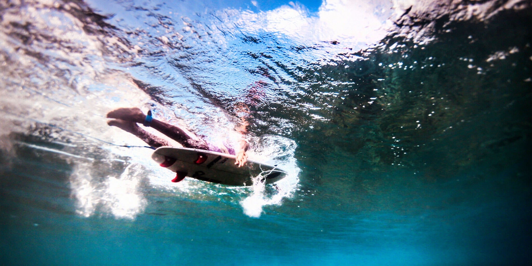 Watermans vs Sun Bum: Which Sunscreen Lasts Longer in the Water?